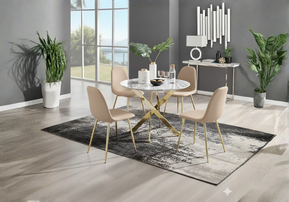 Ronde table avec chaises avec doree pieds