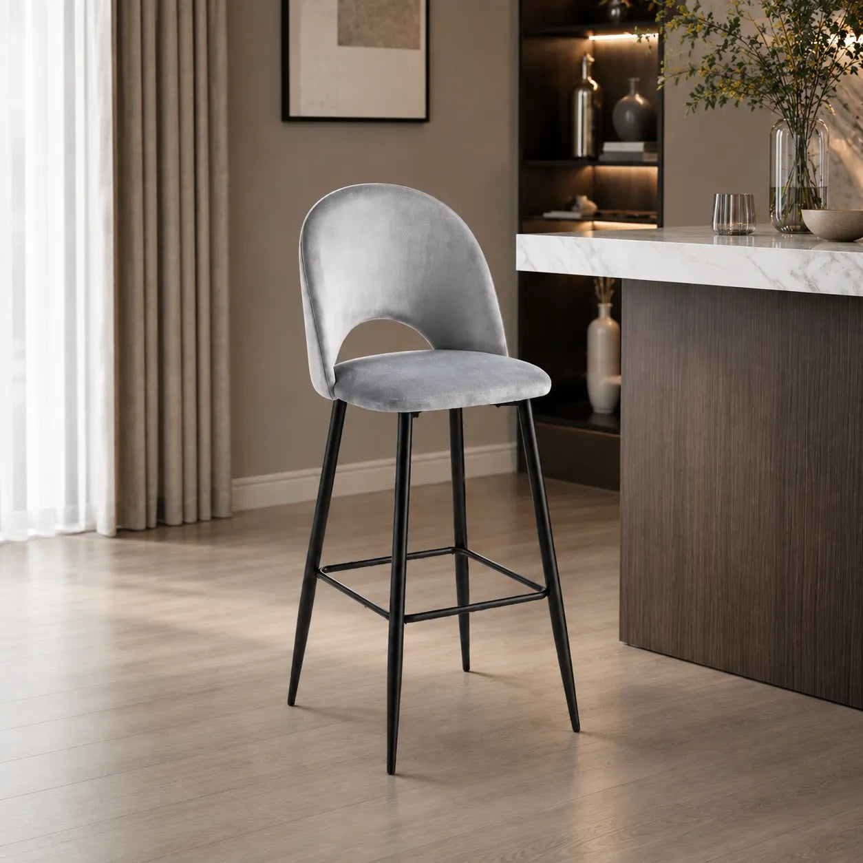 4 Chaises Bar Amelia Laine Bouclee Pied Noir