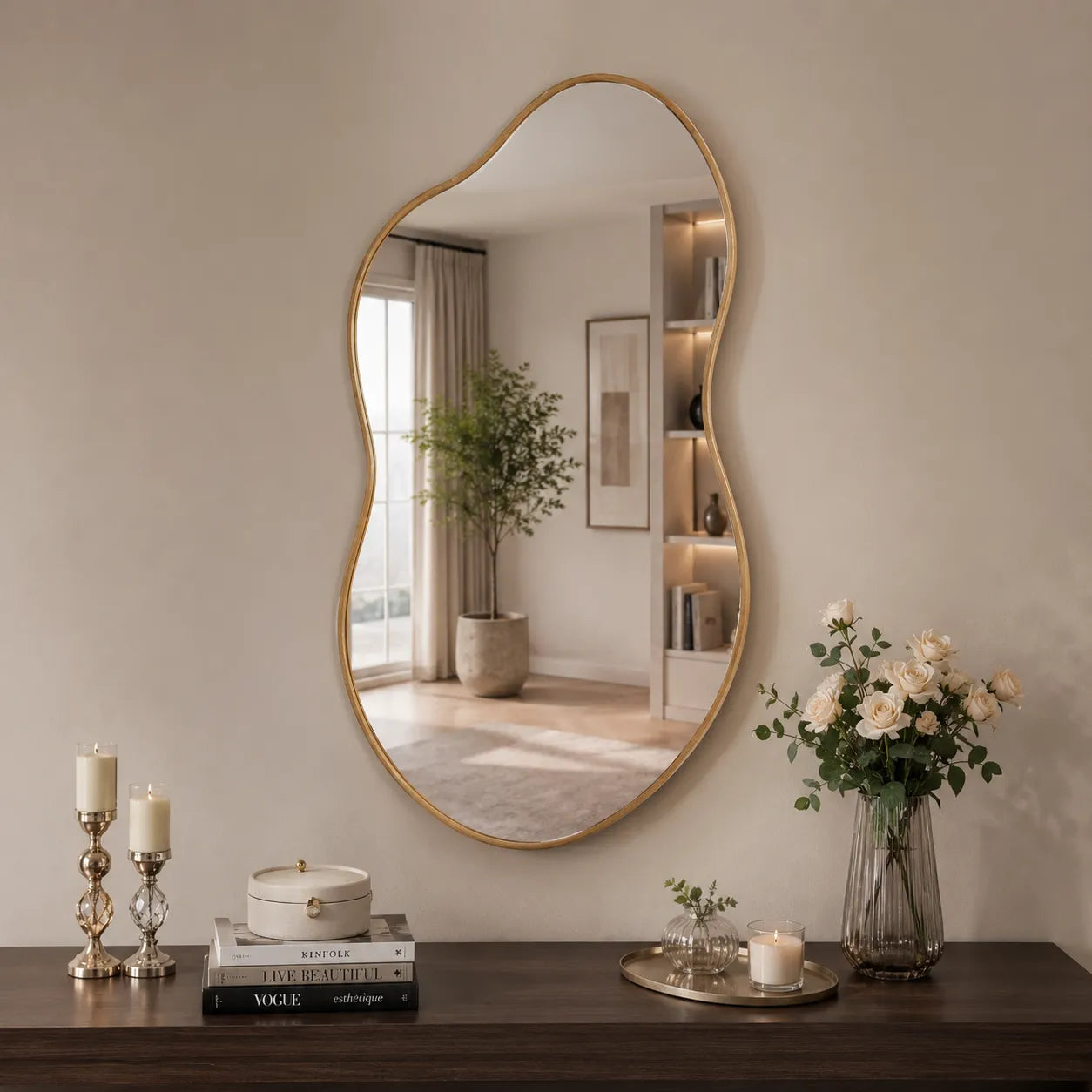 Grand miroir arche doré sur pied – Style élégant et moderne