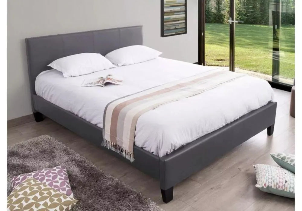 Lit avec sommier similicuir 140/190