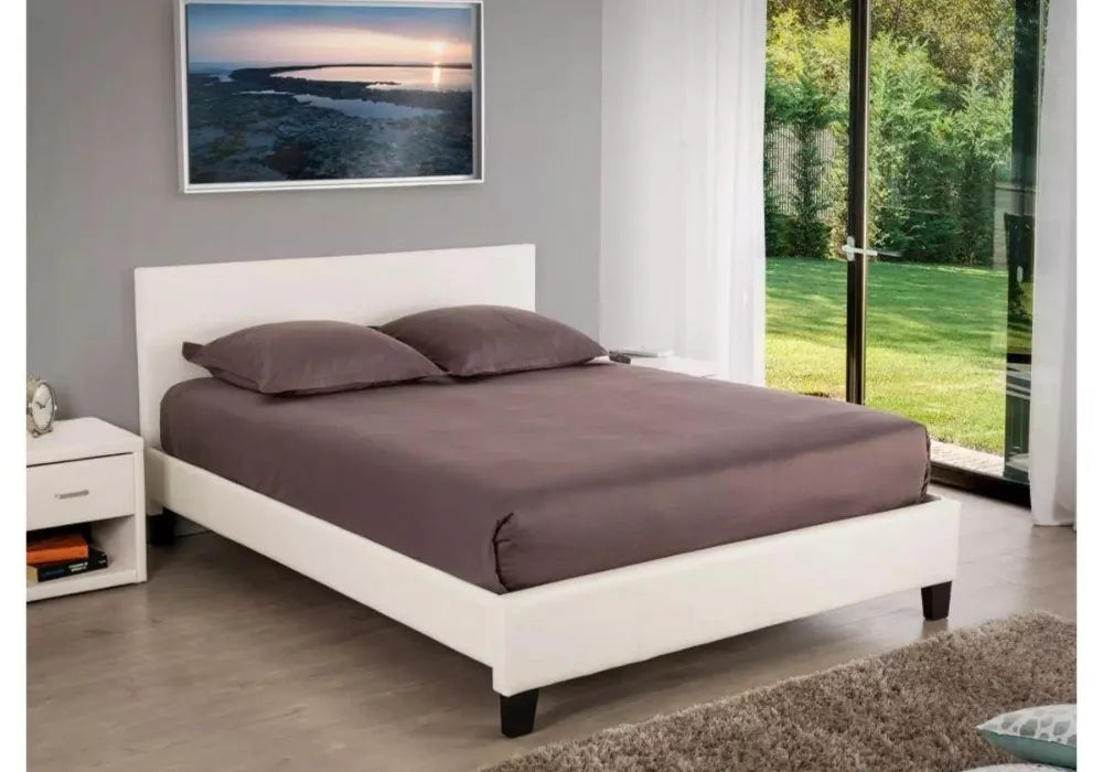 Lit avec sommier similicuir 140/190