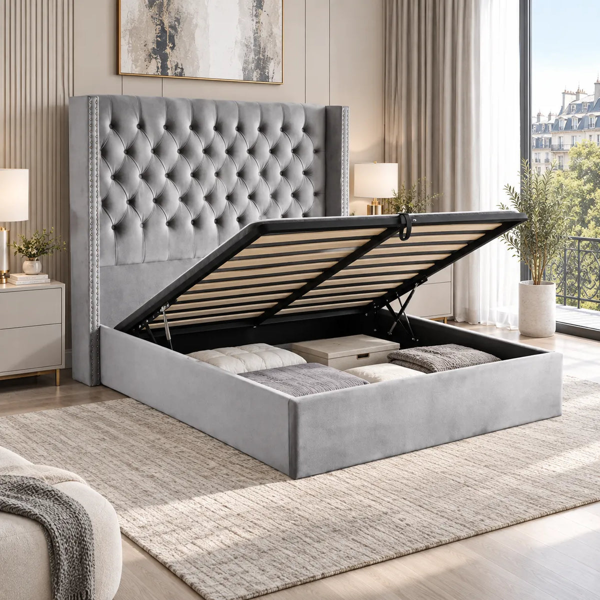 Lit  Cloute Capitonne avec Coffre Velours
