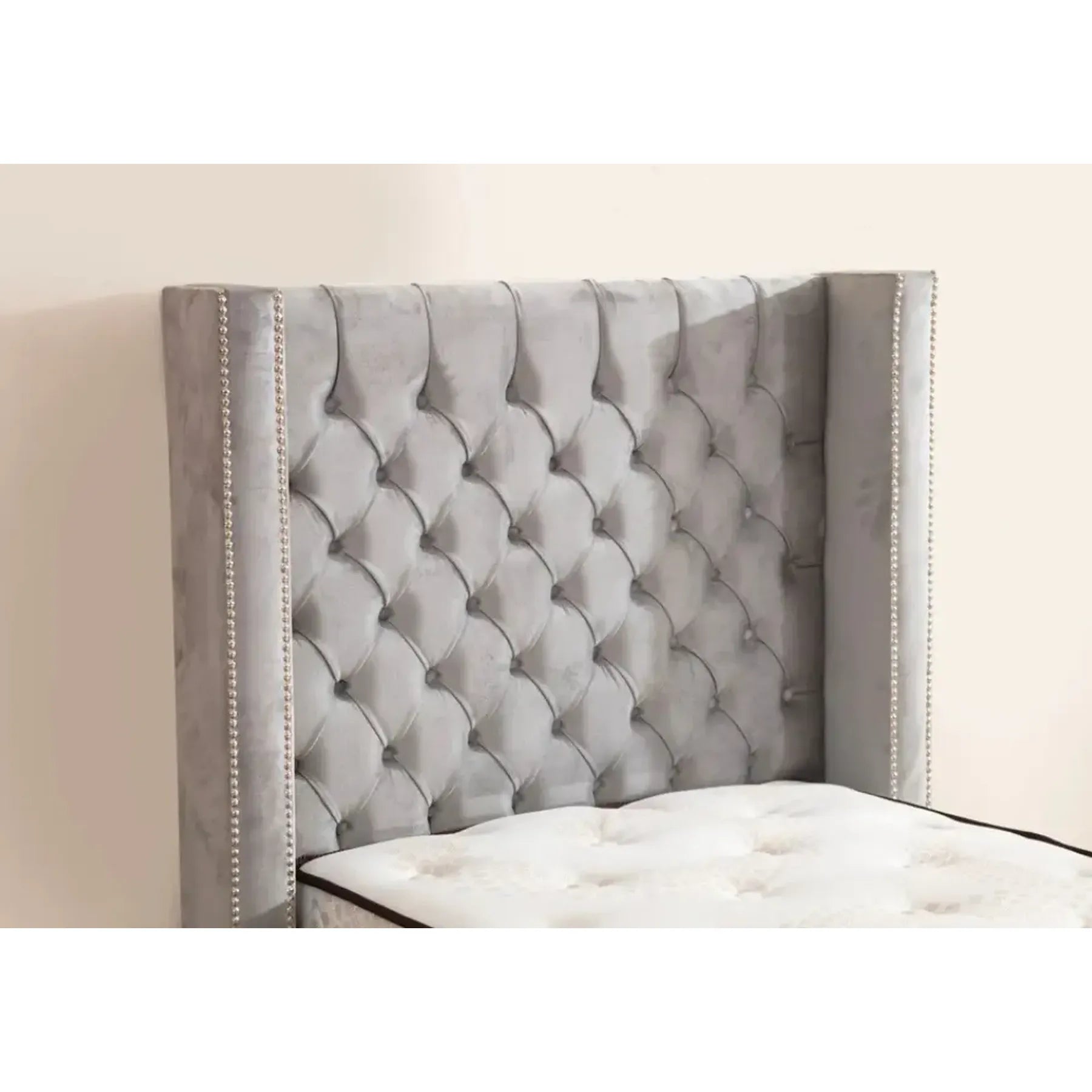 Lit Coffre Enfant CLOUTE 90x190 - Velours capitonné