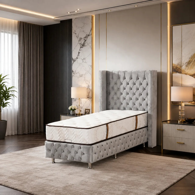 Lit Coffre Enfant CLOUTE 90x190 - Velours capitonné
— lit coffre Paris, lit coffre pas cher, lit coffre 140x190, lit coffre 160x200, lit coffre avec rangement, lit coffre adulte, lit coffre livraison rapide Paris, lit coffre Île-de-France, lit coffre moderne, acheter lit coffre en ligne