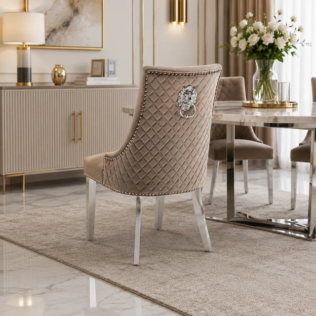 Lot de 2 Chaises Lion Matelassées Chrome
— chaises et bancs, chaise design, banc en bois, chaise moderne, banc confortable, ensemble chaises et bancs, mobilier de salle à manger, chaises et bancs pas cher, banc et chaise design
