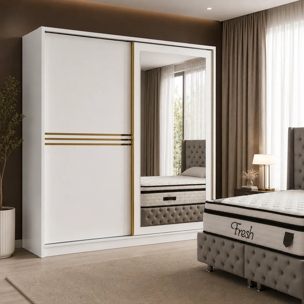 Armoire Elif à portes coulissantes en bois blanc (photo 1/7)