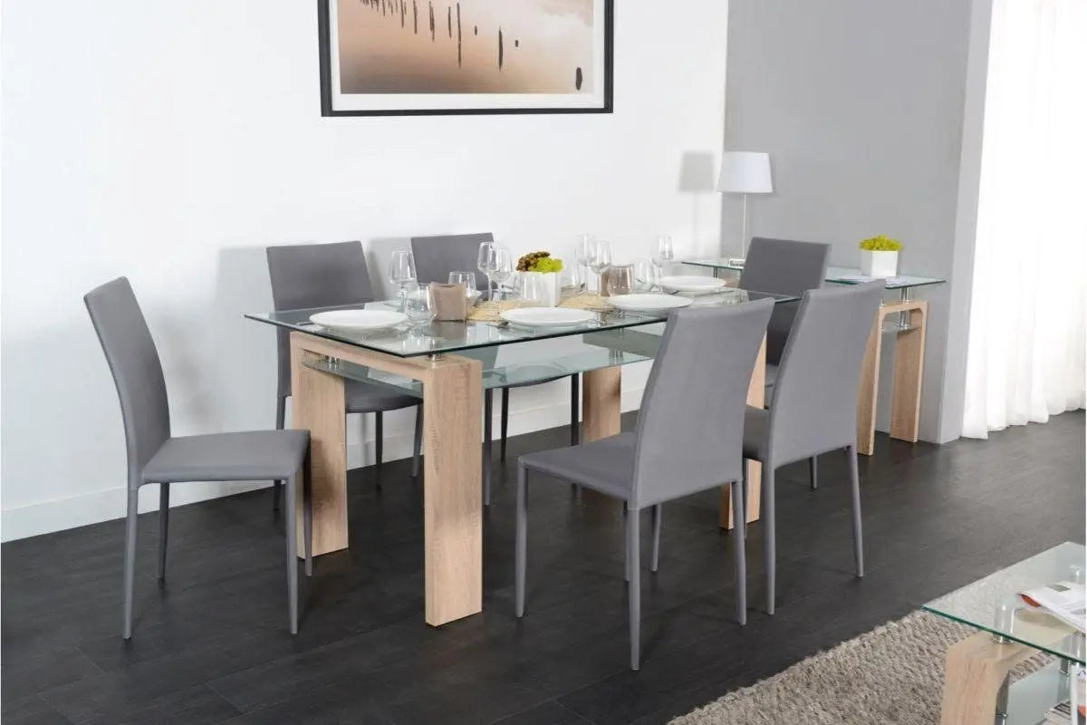 Table avec 6 chaises grises : Swedzo-Meuble