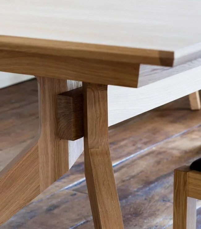Table é manger en bois é rallonge croisée