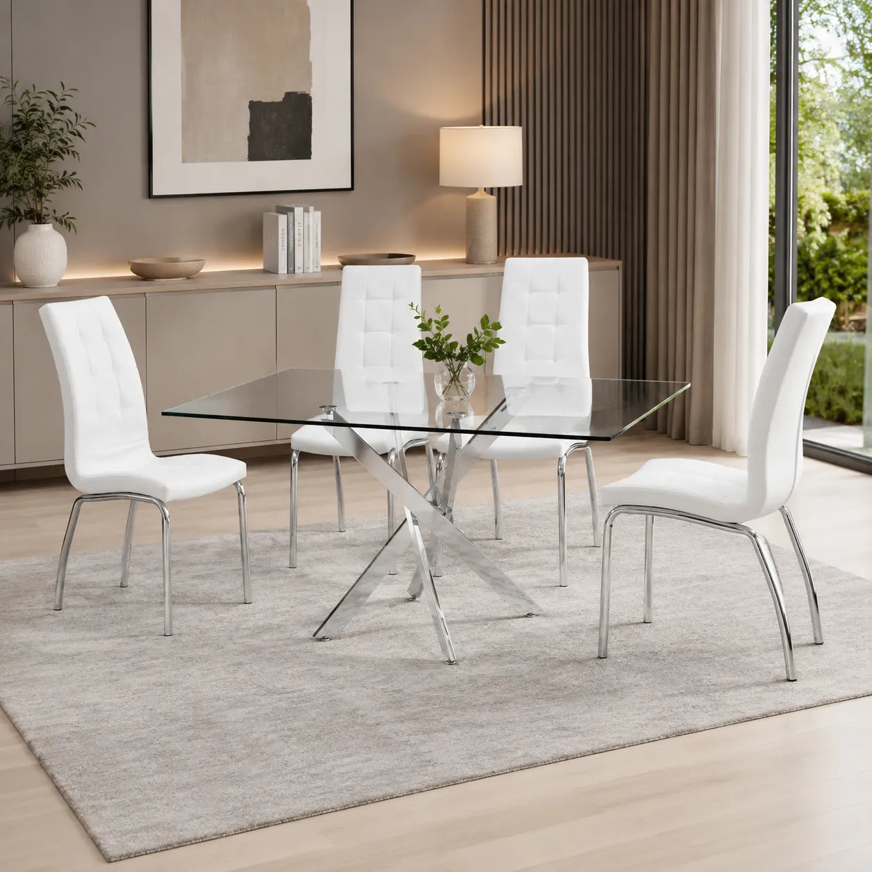 Table repas et chaises blanches DESIGN