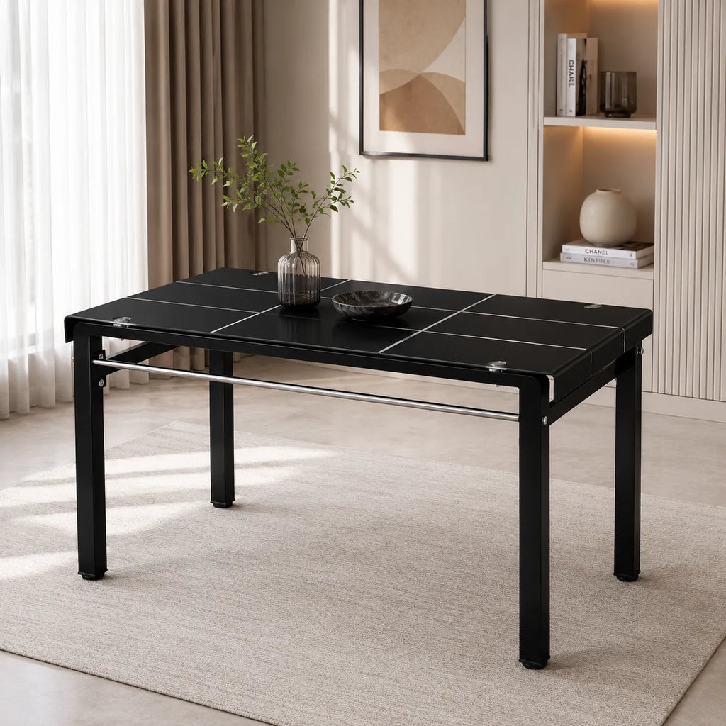 Table repas et chaises noires TAO