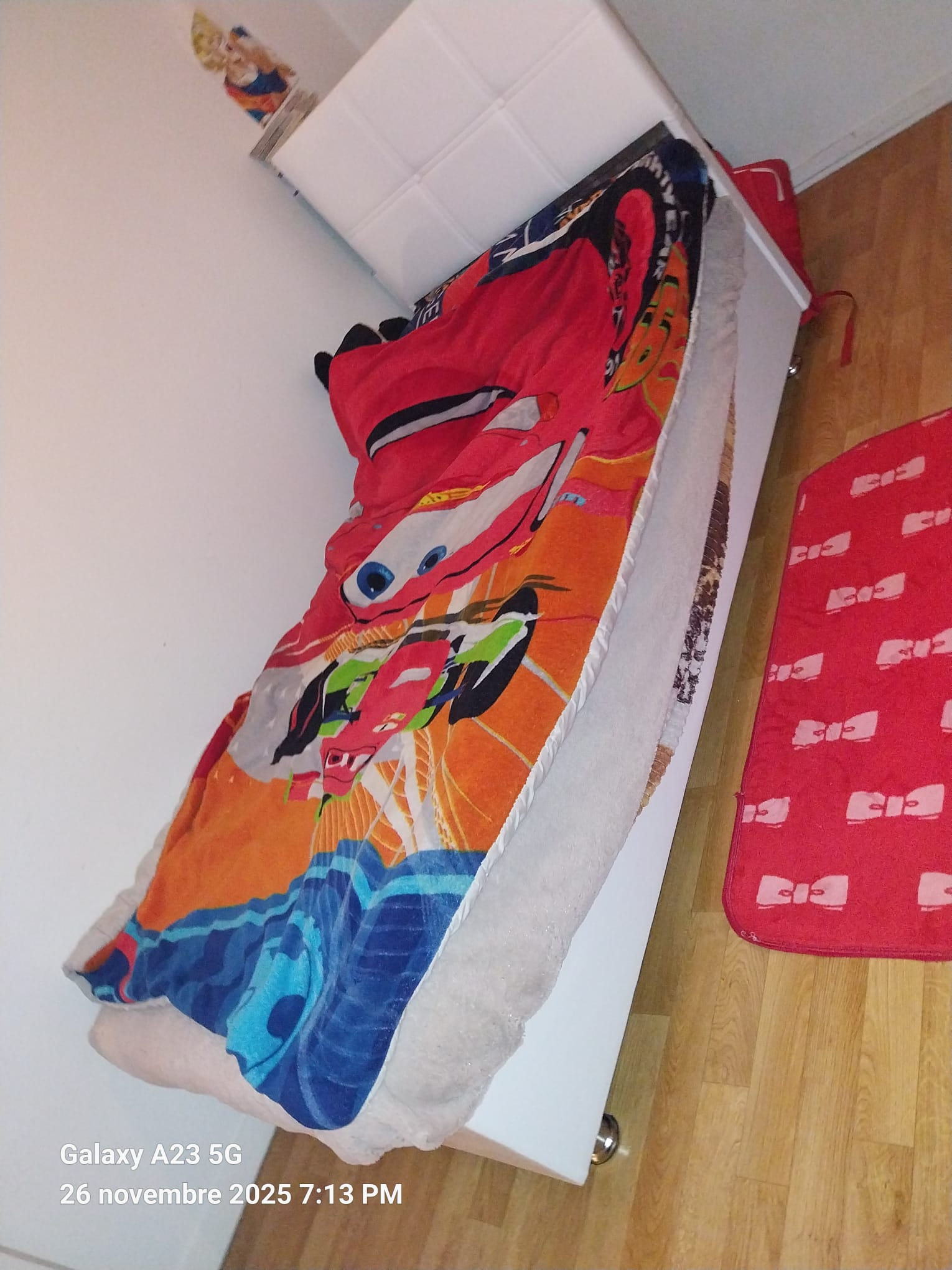 lit coffre en cuir 90x190